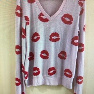 Red Lip Print V-Neck Sweater